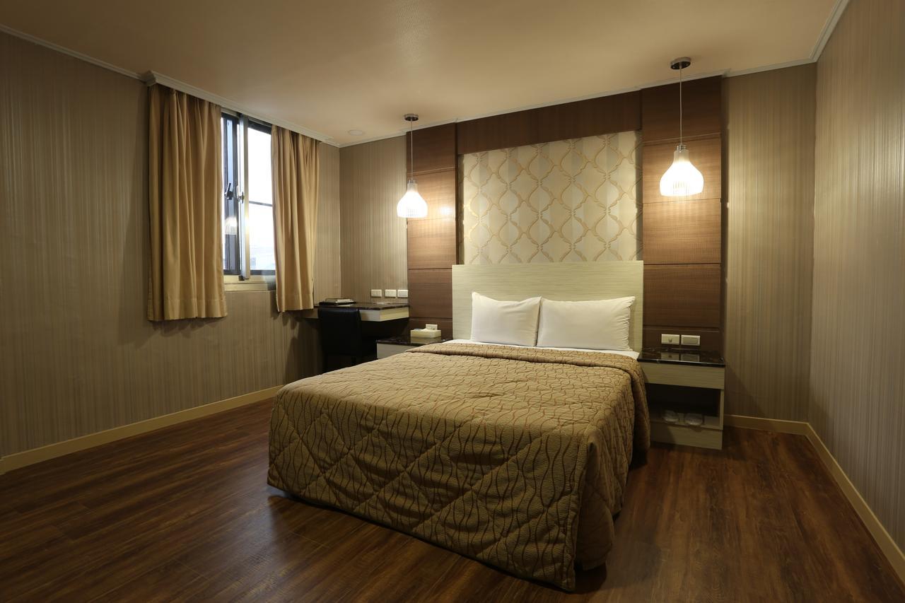 Monalisa Hotel 台南 エクステリア 写真