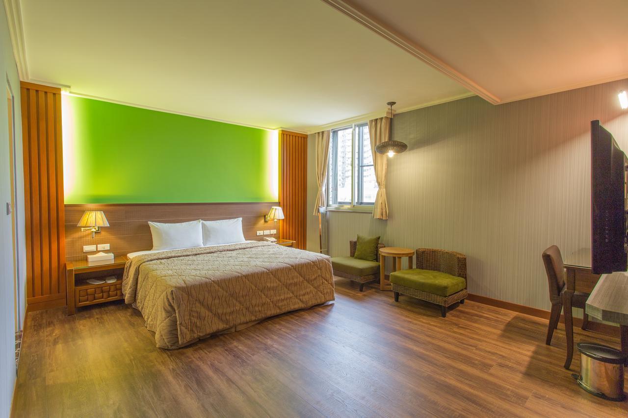 Monalisa Hotel 台南 エクステリア 写真